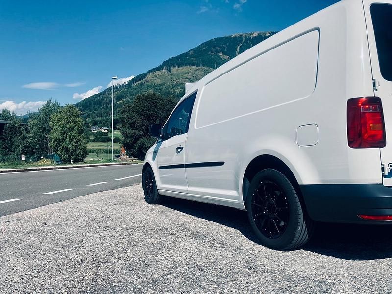 Usata VW Caddy Maxi 2018 Monovolume