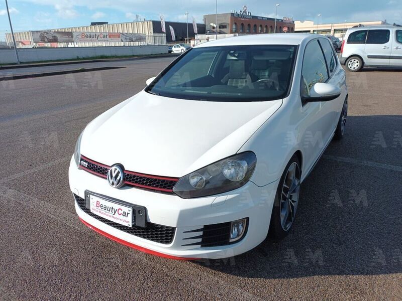 Benzin - Volkswagen Golf 6 GTI - 2009