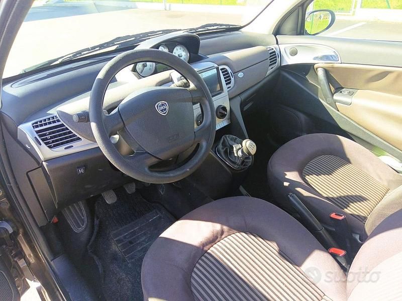 Usata Lancia Ypsilon 77 CV (56 kW) 2009 Utilitaria