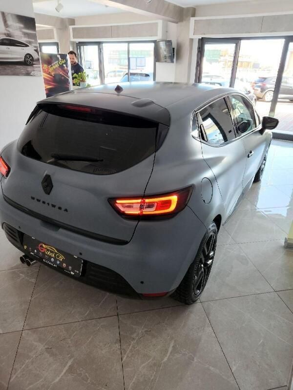 Usata Renault Clio IV Zen 90 CV (66 kW) 2019 Blu Berlina