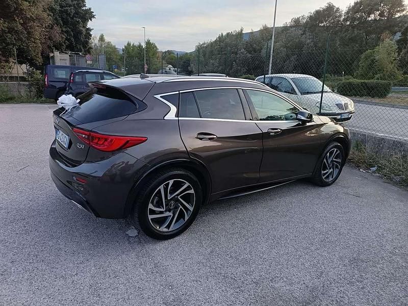 Usata Infiniti Q30 Premium 109 CV (80 kW) 2016 Berlina