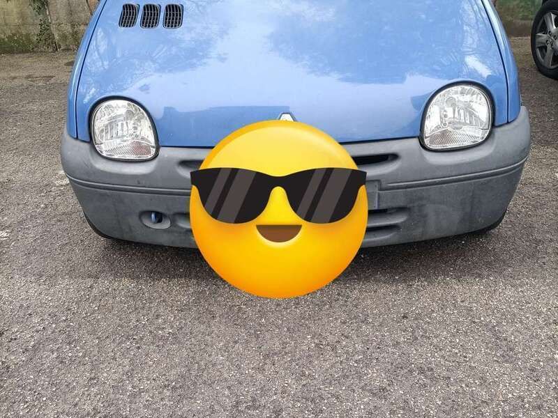 Blu Usata 2004 Renault Twingo Due volumi | 1500 € (Buon prezzo) - Immagine 1/4