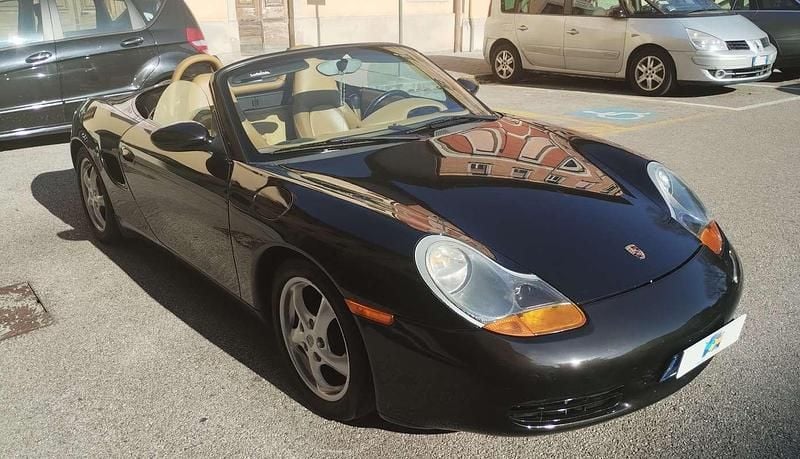 Usata Porsche 986 Boxster 204 CV (150 kW) 1999 Nero Cabrio
