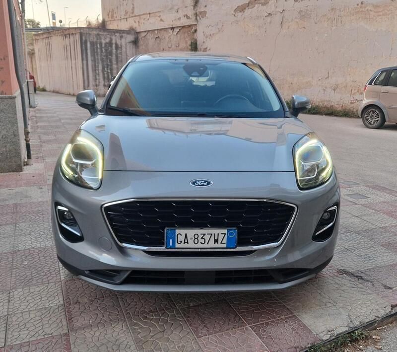 Usata Ford Puma Titanium 125 CV (91 kW) 2020 Grigio Utilitaria