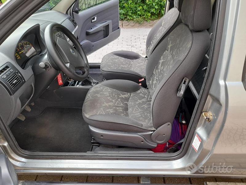 Usata Fiat Strada 2007 Grigio Pick-up