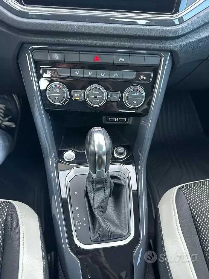 Usata VW T-Roc Advance 150 CV (110 kW) 2019 Bianco SUV