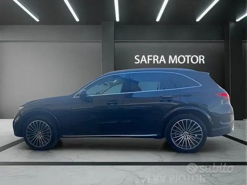 Usata Mercedes GLC300e Advanced 333 CV (244 kW) 2024 Grigio SUV