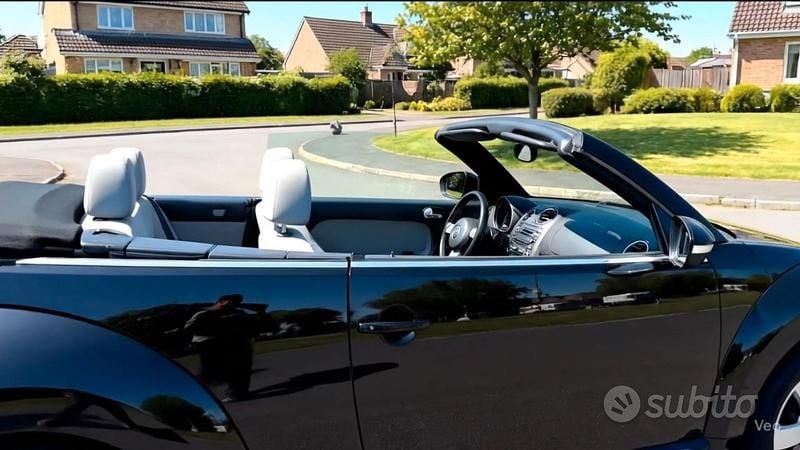 Usata VW Beetle Cabriolet 101 CV (74 kW) 2006 Nero Cabrio