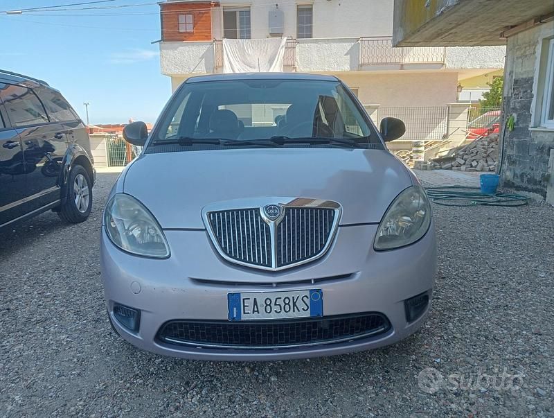 Usata Lancia Ypsilon 2010 Utilitaria