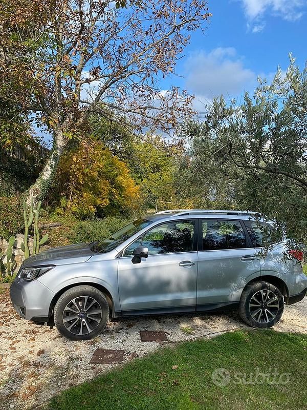 Grigio Usata 2018 Subaru Forester Sport SUV | 15.300 € (Buon prezzo) - Immagine 1/4