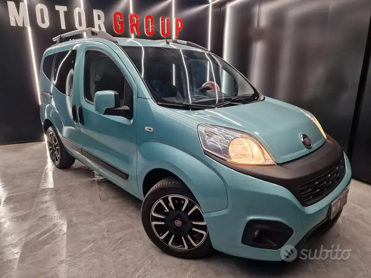Usata Fiat Qubo Lounge 95 CV (69 kW) 2017 Blu Monovolume