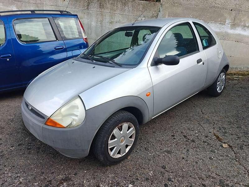 Usata Ford Ka 69 CV (50 kW) 2004 Grigio Utilitaria