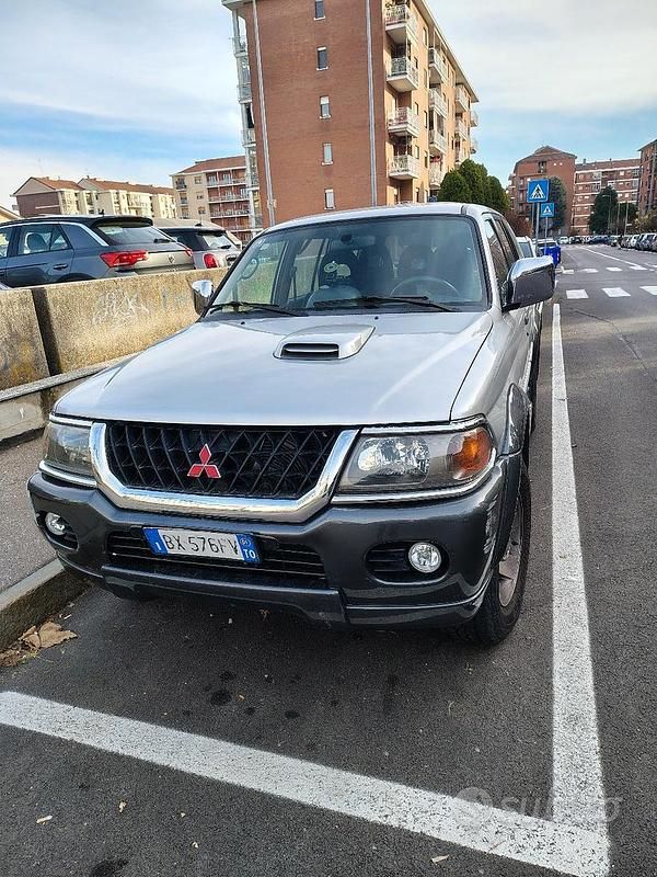 Usata Mitsubishi Pajero Sport 2001 Grigio SUV
