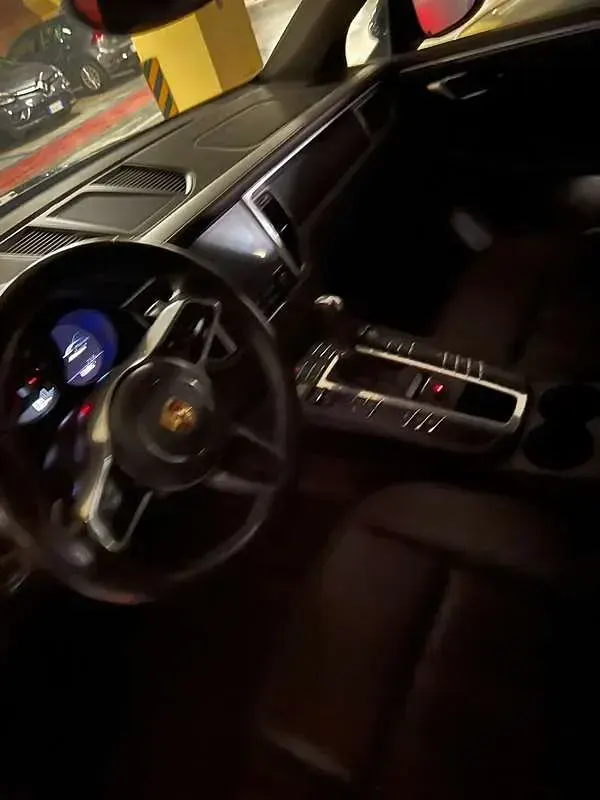Usata Porsche Macan 252 CV (185 kW) 2017 Grigio SUV