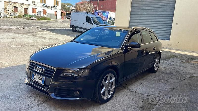 Usata Audi A4 143 CV (105 kW) 2011 Grigio Station wagon