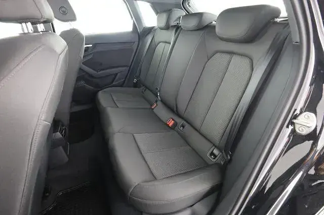 Usata Audi A3 e-tron Comfort 110 CV (80 kW) 2023 Nero midnight Utilitaria
