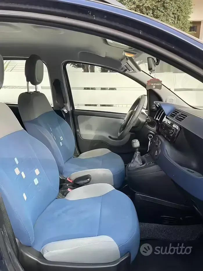 Usata Fiat Panda 80 CV (58 kW) 2013 Blu Utilitaria