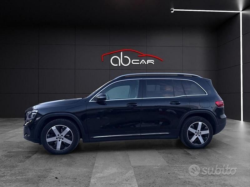 Usata Mercedes GLB200 150 CV (110 kW) 2021 Nero SUV