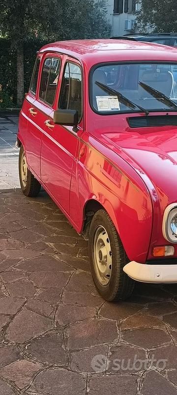 Usata Renault R4 33 CV (24 kW) 1992 Rosso Berlina