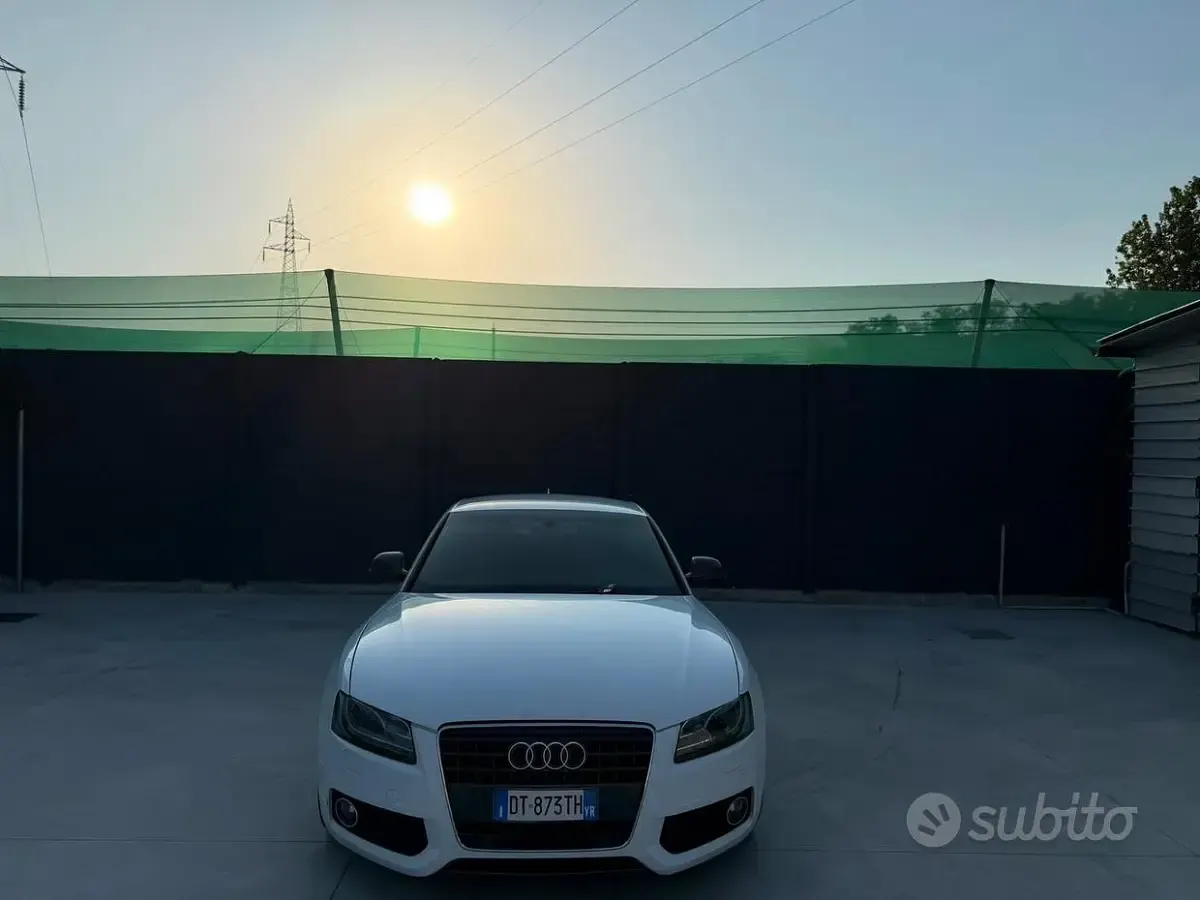 Usata Audi A5 Ambition 180 CV (132 kW) 2009 Bianco Coupé
