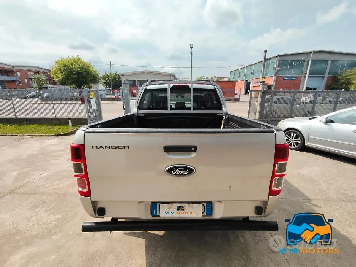 Usata Ford Ranger 150 CV (110 kW) 2012 Pick-up