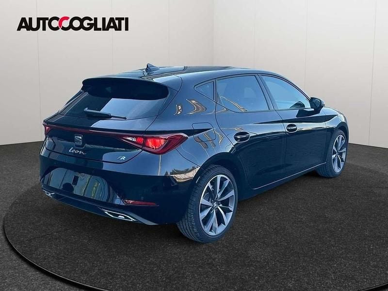 Nuova Seat Leon FR 150 CV (110 kW) 2025 Nero Utilitaria