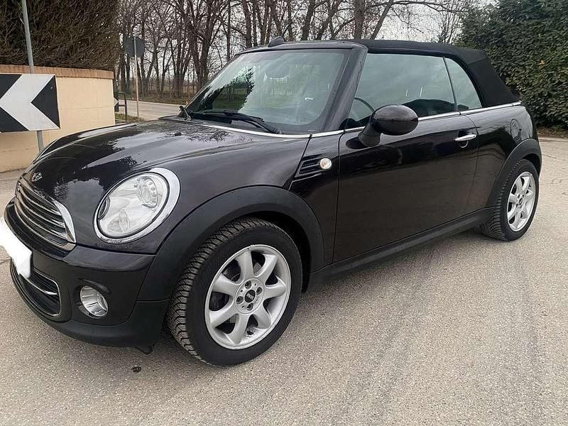 Usata Mini Cooper Cabriolet 122 CV (89 kW) 2014 Cabrio