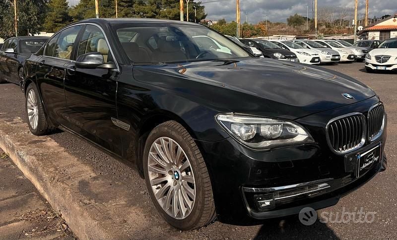Nero Usata 2014 BMW 740 Tre volumi | 18.500 € - Immagine 1/4