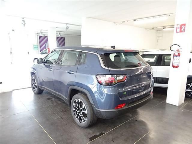 Nuova Jeep Compass Altitude 130 CV (95 kW) 2025 Blu/azzurro SUV