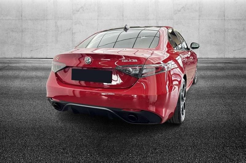 Usata Alfa Romeo Giulia Competizione 280 CV (205 kW) 2023 Rosso Berlina