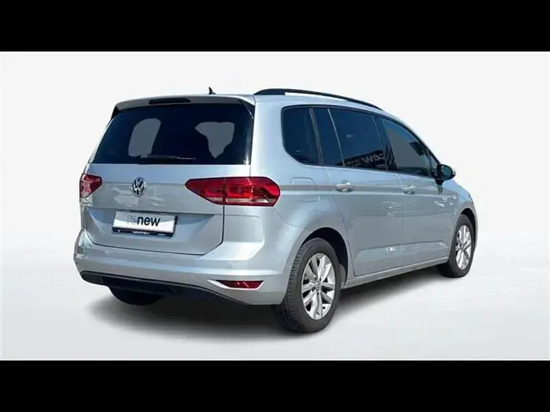 Usata VW Touran Business 115 CV (84 kW) 2019 Grigio chiaro Monovolume