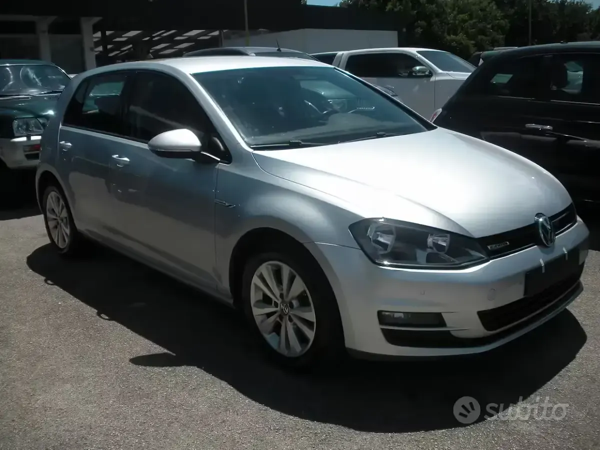 Usata VW Golf VII Highline 110 CV (80 kW) 2015 Grigio Berlina