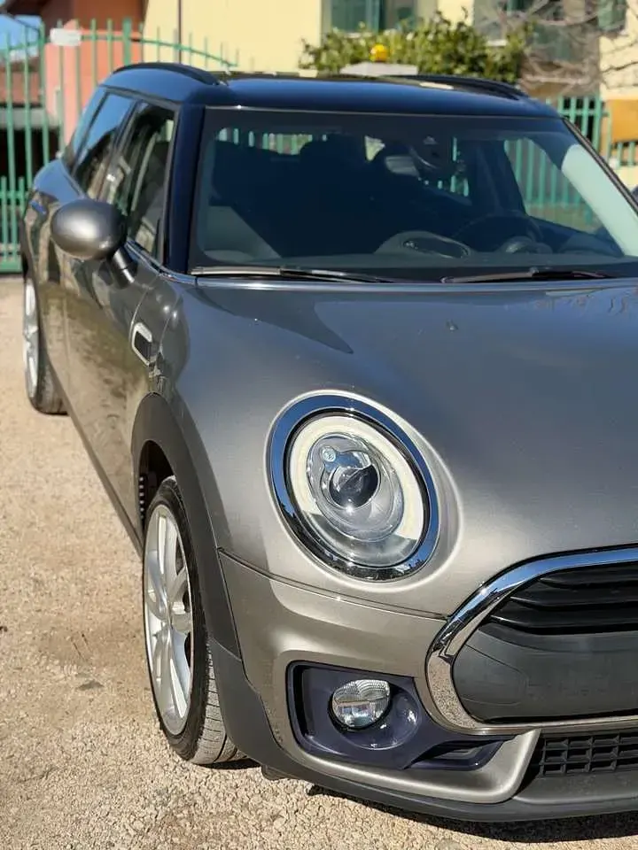 Usata Mini One D Clubman Hype 116 CV (85 kW) 2016 Argento Station wagon