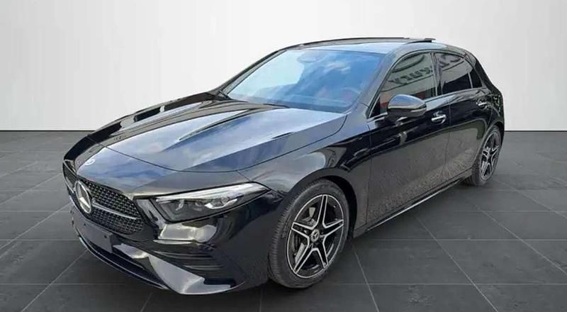 Usata 2023 Mercedes A180 AMG Line Premium Plus Berlina | 33.500 € (Buon prezzo) - Immagine 1/3