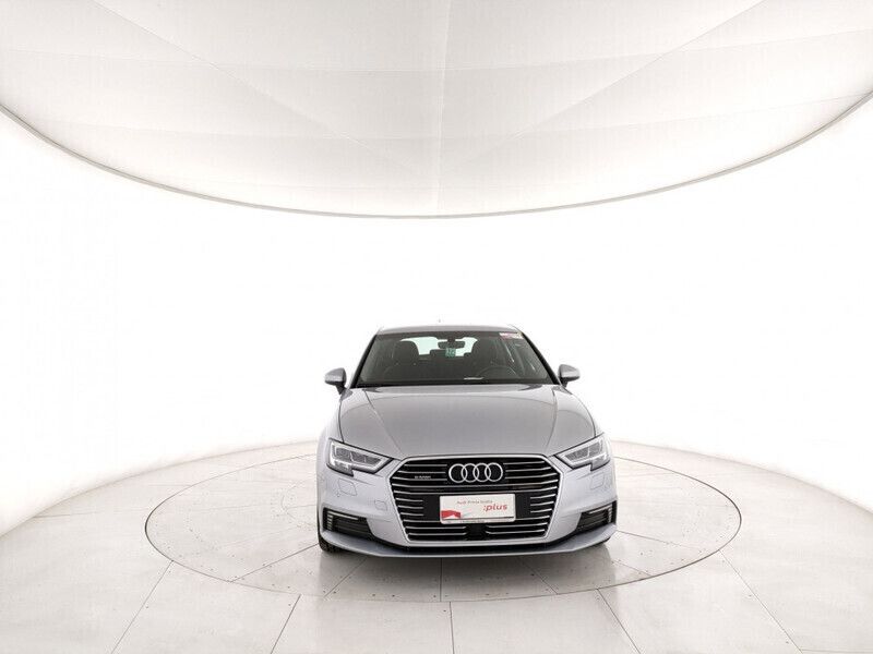 Usata Audi A3 Sportback e-tron Admired 204 CV (150 kW) 2020 Grigio Utilitaria