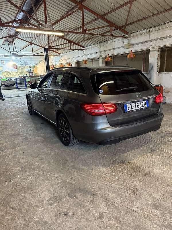 Usata Mercedes C220 Premium 194 CV (142 kW) 2018 Station wagon