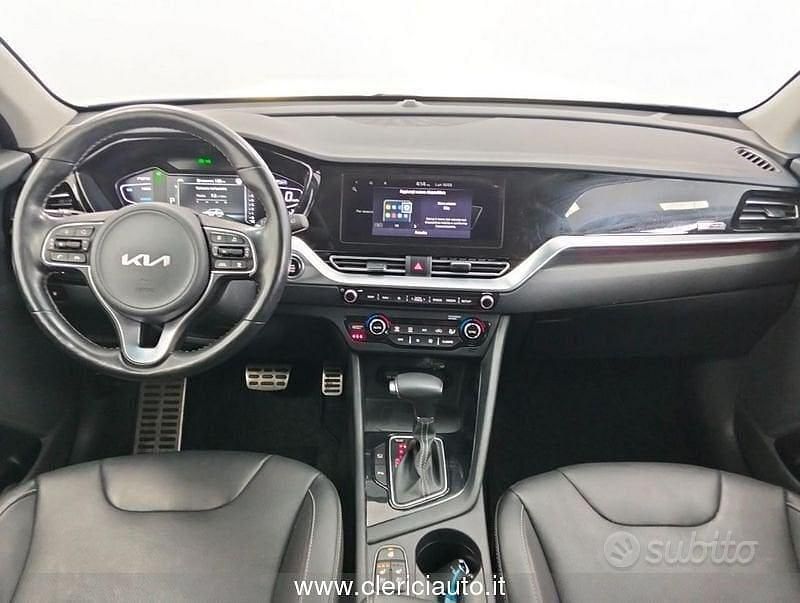 Usata Kia Niro 141 CV (103 kW) 2022 Blu SUV