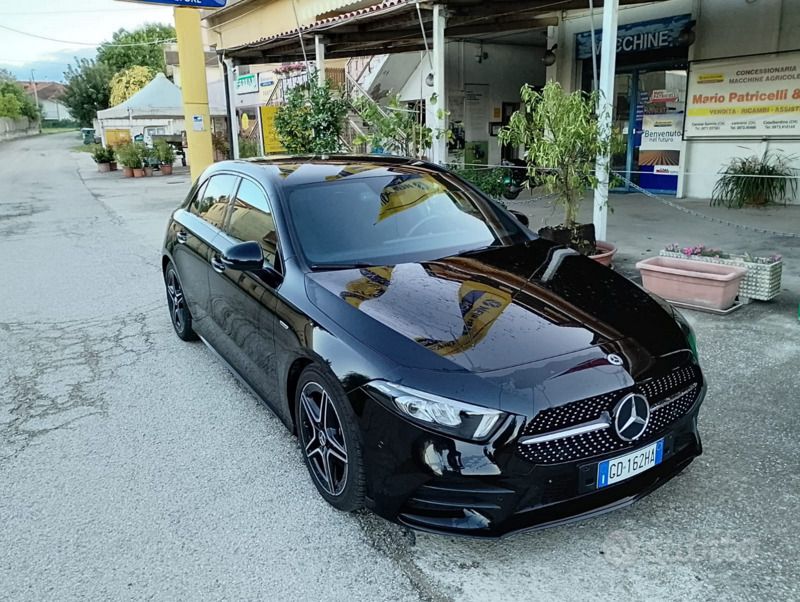 Usata Mercedes A180 AMG 116 CV (85 kW) 2021 Nero Berlina