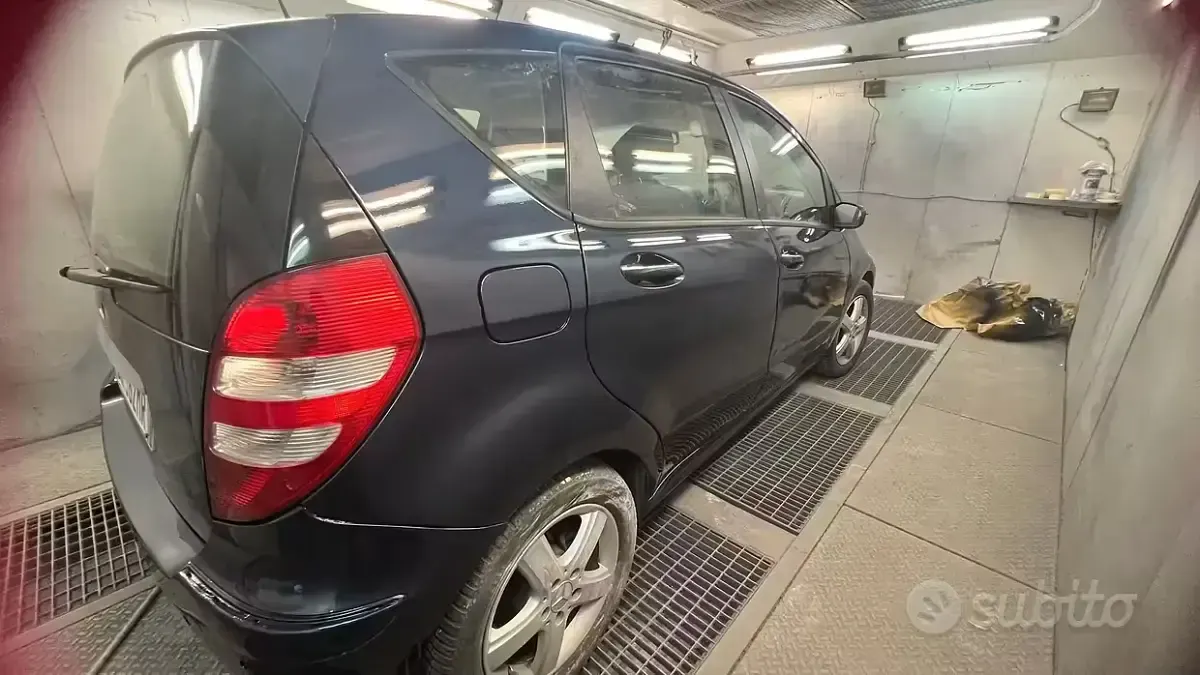 Usata Mercedes A150 Elegance 95 CV (69 kW) 2007 Blu Utilitaria