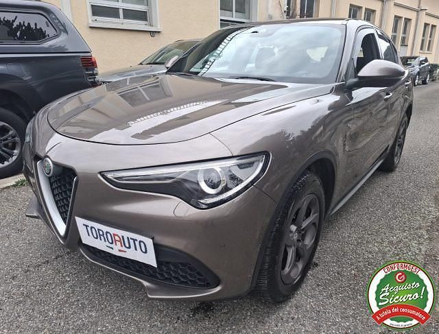 Usata Alfa Romeo Stelvio Executive 210 CV (154 kW) 2019 Marrone SUV