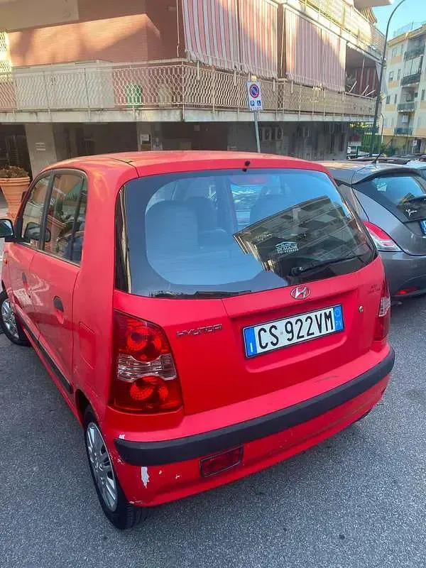 Usata Hyundai Atos Active 58 CV (42 kW) 2007 Rosso Utilitaria