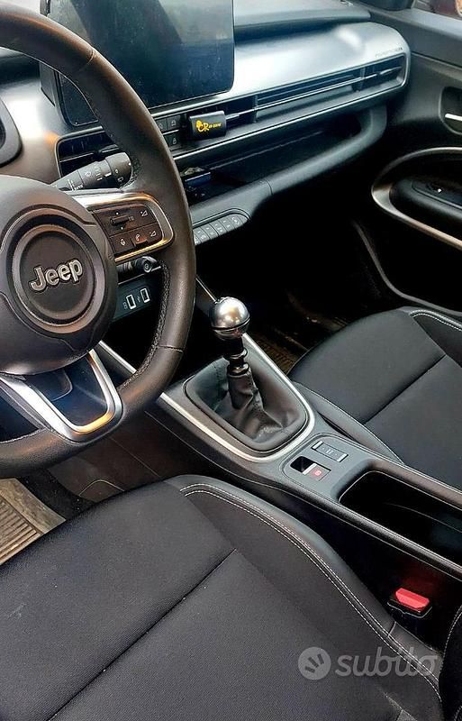 Usata Jeep Avenger 101 CV (74 kW) 2023 Rosso SUV