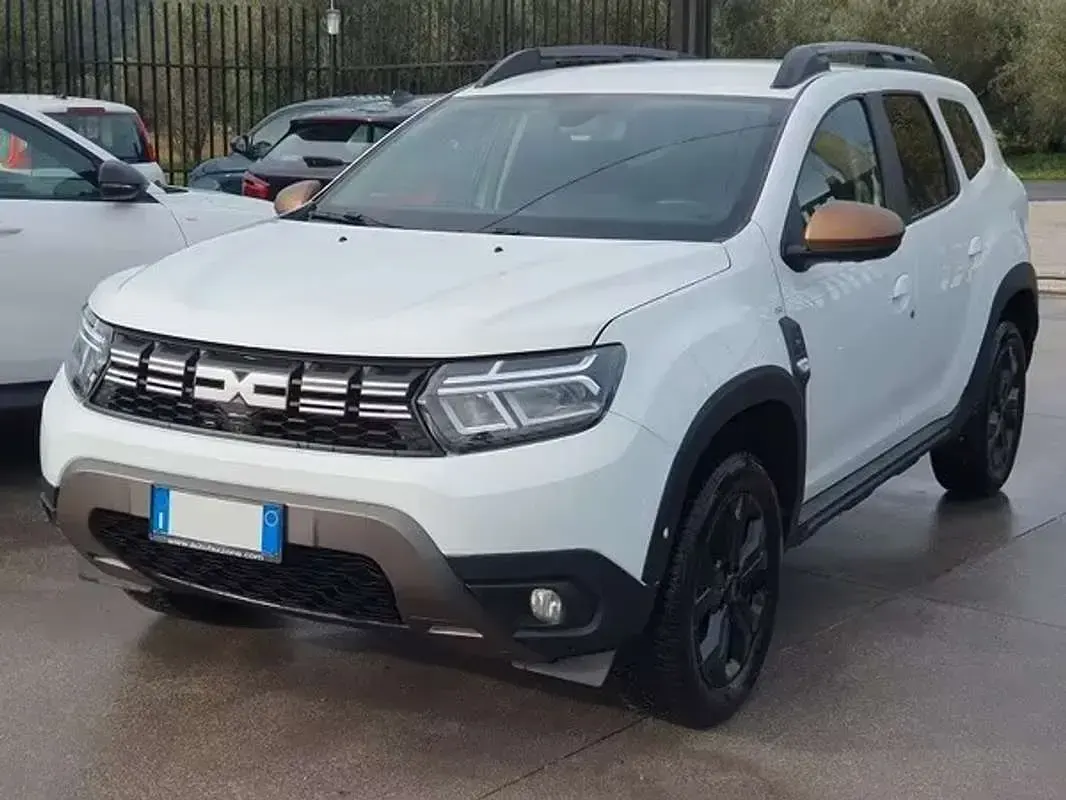 Second-hand Dacia Duster Essentiel 101 CP (74 kW) 2023 SUV