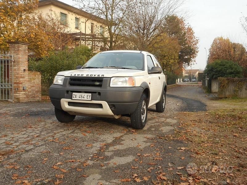 Usata Land Rover Freelander 103 CV (75 kW) 2000 Bianco SUV