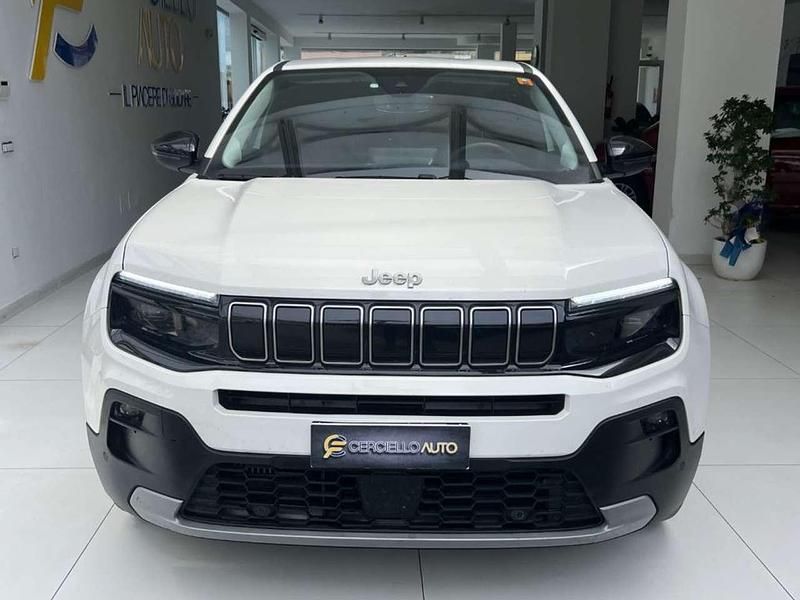 Usata Jeep Avenger Summit 101 CV (74 kW) 2024 Bianco metallizzato SUV