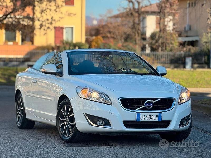 Usata Volvo C70 Summum 149 CV (109 kW) 2012 Bianco Cabrio