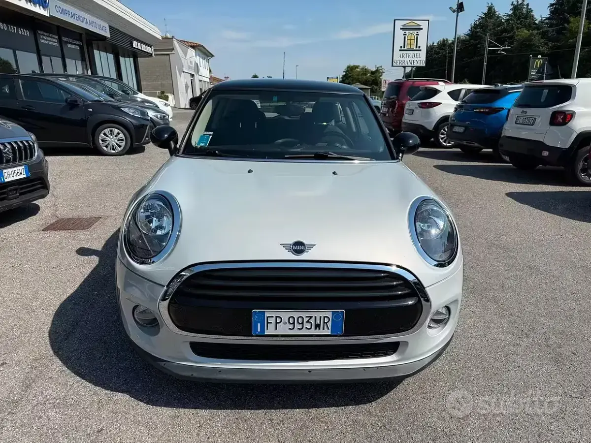 Usata Mini Cooper 136 CV (100 kW) 2018 Grigio Utilitaria