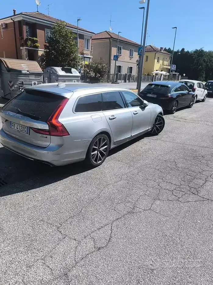 Usata Volvo V90 235 CV (172 kW) 2017 Grigio Station wagon