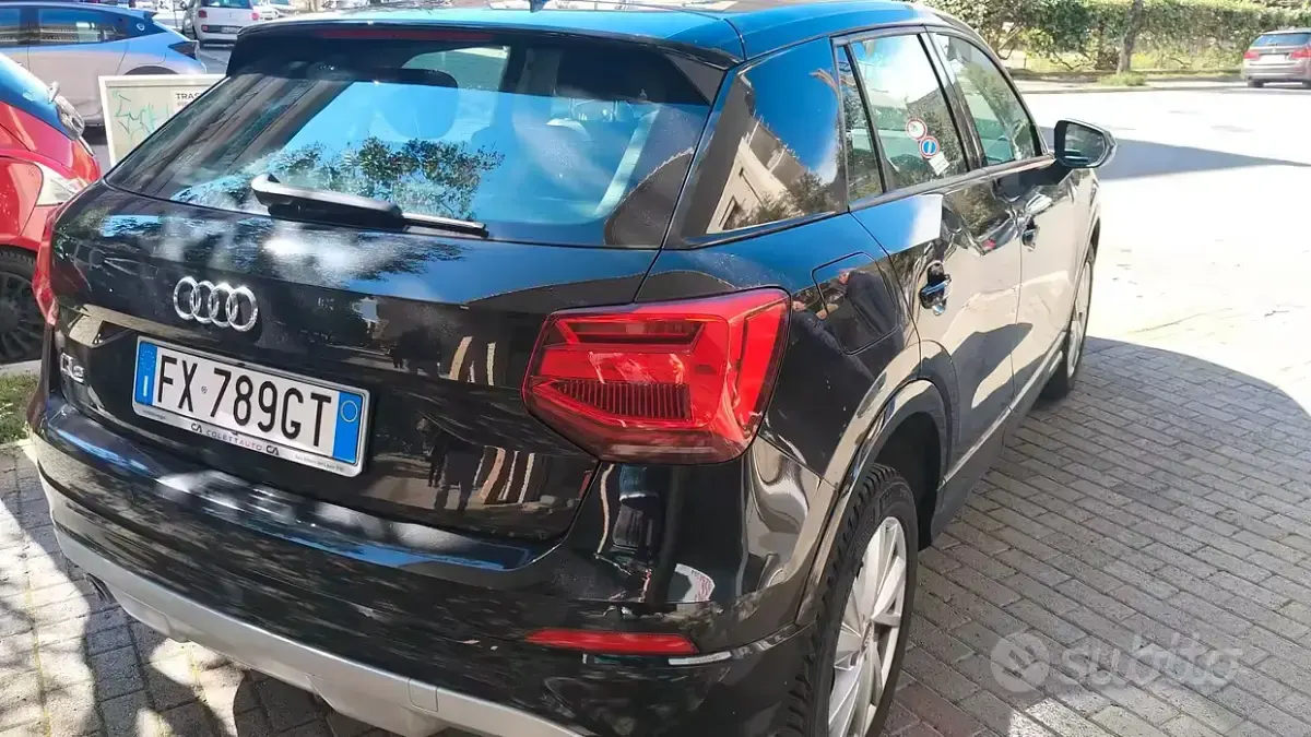 Usata Audi Q2 Business 116 CV (85 kW) 2019 Nero SUV