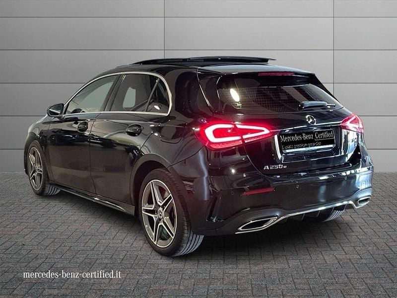 Usata Mercedes A250 Premium 218 CV (160 kW) 2022 Nero Berlina
